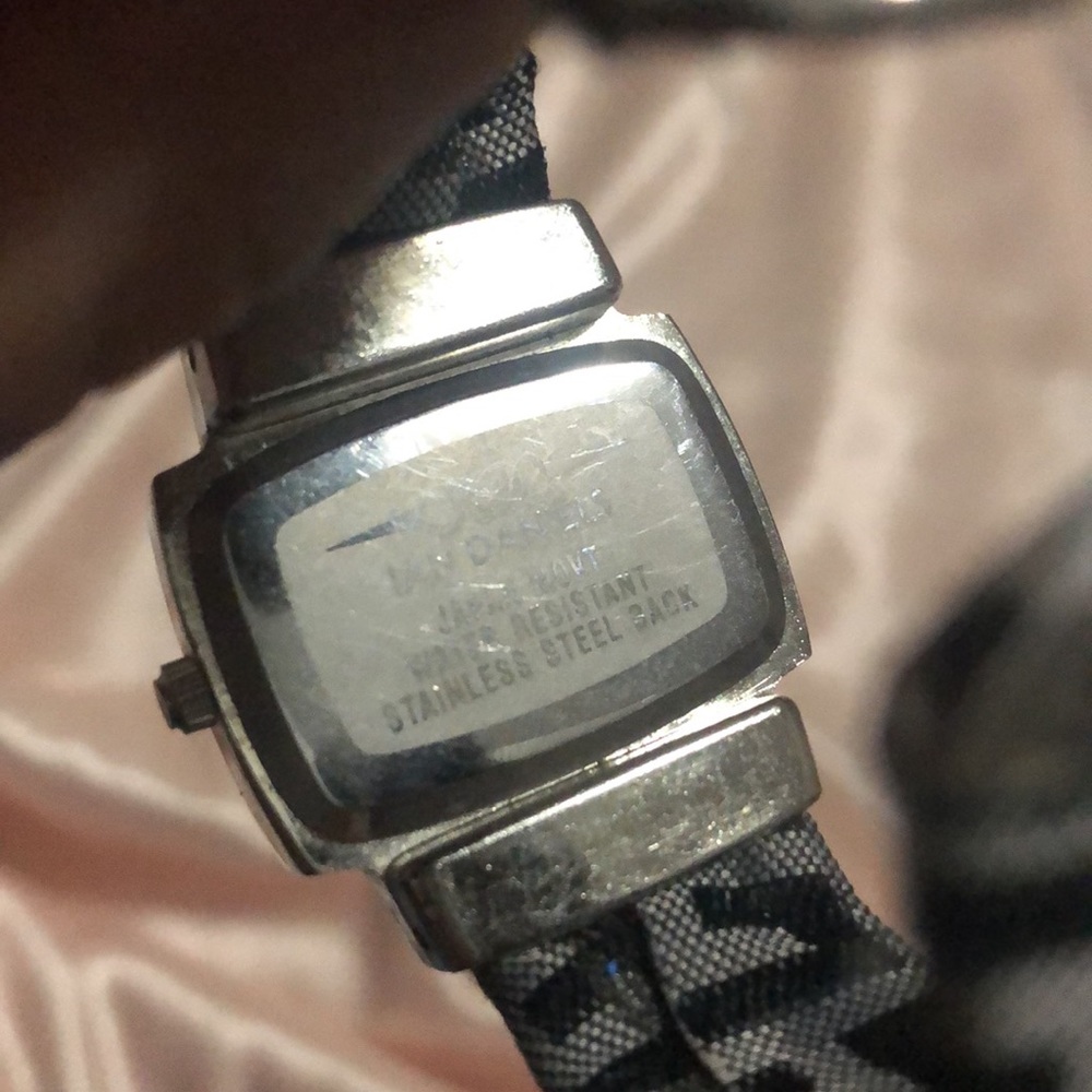 Guess Monogram Watch - Picture 3 of 3